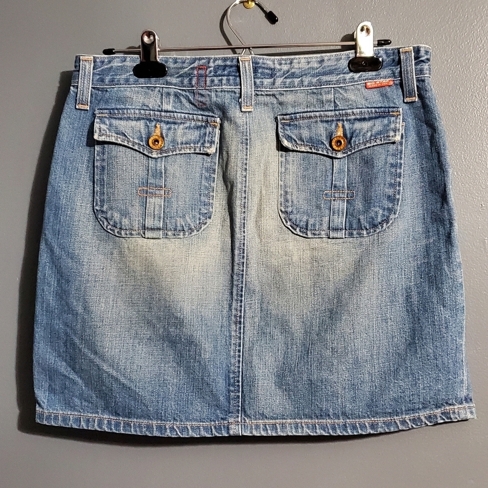 Big Star Lynn Jean Mini Skirt Medium Wash Slit Front Size 28 - Picture 2 of 6